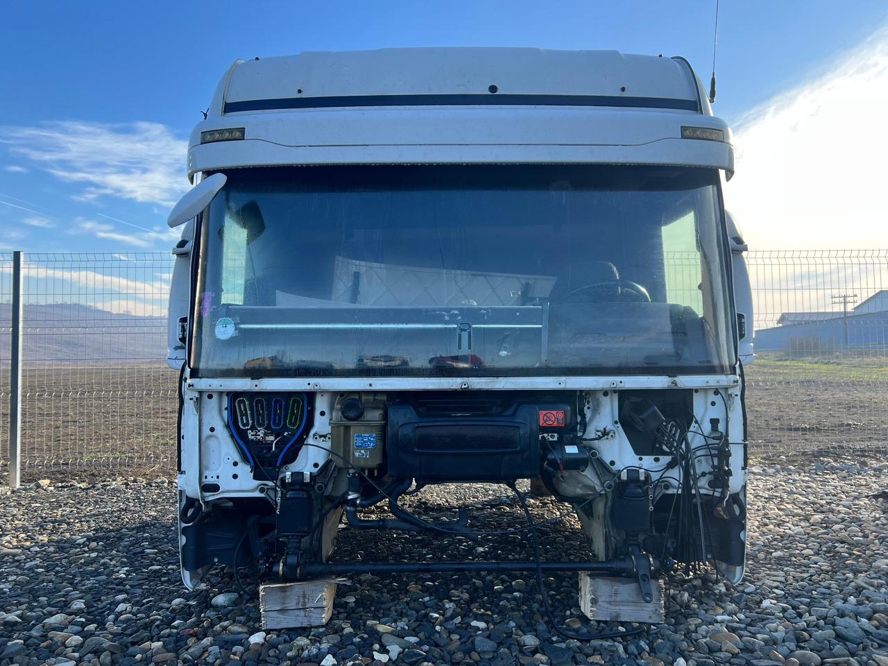 CABINA SCANIA R STREAMLINE CR19H - Cabine pour Camion: photos 1 CABINA SCANIA R STREAMLINE CR19H - Cabine pour Camion: photos 1