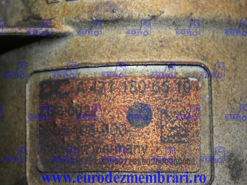 CARCASA POMPA APA + FILTRU ULEI MERCEDES ACTROS MP4 A4711806510 - Pompe à liquide de refroidissement pour Camion: photos 2 CARCASA POMPA APA + FILTRU ULEI MERCEDES ACTROS MP4 A4711806510 - Pompe à liquide de refroidissement pour Camion: photos 2