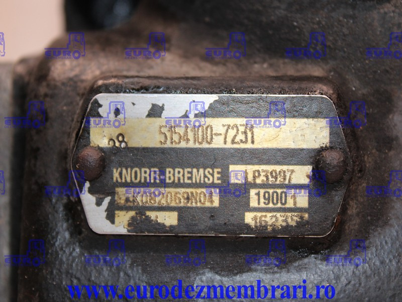 COMPRESOR AER MAN TGX D26 51.54100.7231, 51.54100.7204, 51.54100.7231, 51.54100.7121, 51.54100.7116, 51.54100.7246 - Compresseur pour Camion: photos 2 COMPRESOR AER MAN TGX D26 51.54100.7231, 51.54100.7204, 51.54100.7231, 51.54100.7121, 51.54100.7116, 51.54100.7246 - Compresseur pour Camion: photos 2