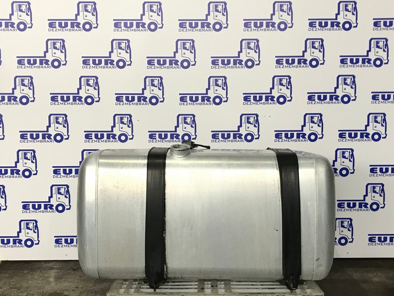 REZERVOR COMBUSTIBIL FORD L=140CM l=70CM H=70CM 170534 - Réservoir de carburant pour Camion: photos 1 REZERVOR COMBUSTIBIL FORD L=140CM l=70CM H=70CM 170534 - Réservoir de carburant pour Camion: photos 1