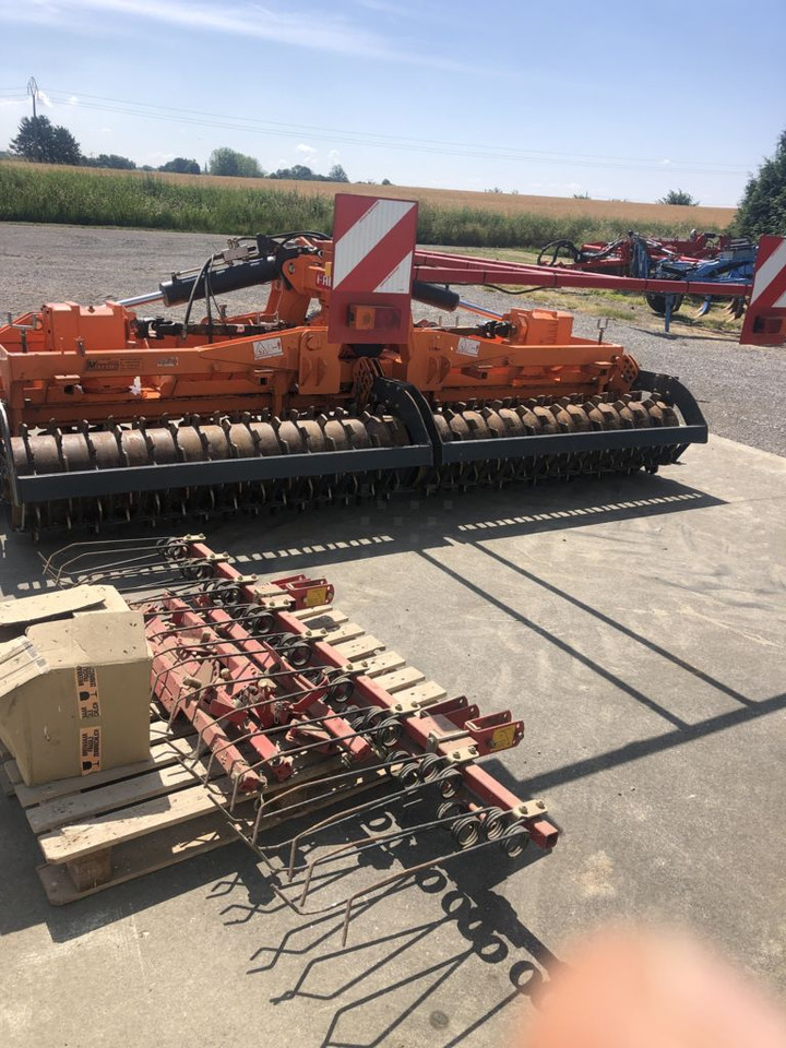 Falc MAGNUM 4000/P - Herse rotative: photos 4 Falc MAGNUM 4000/P - Herse rotative: photos 4