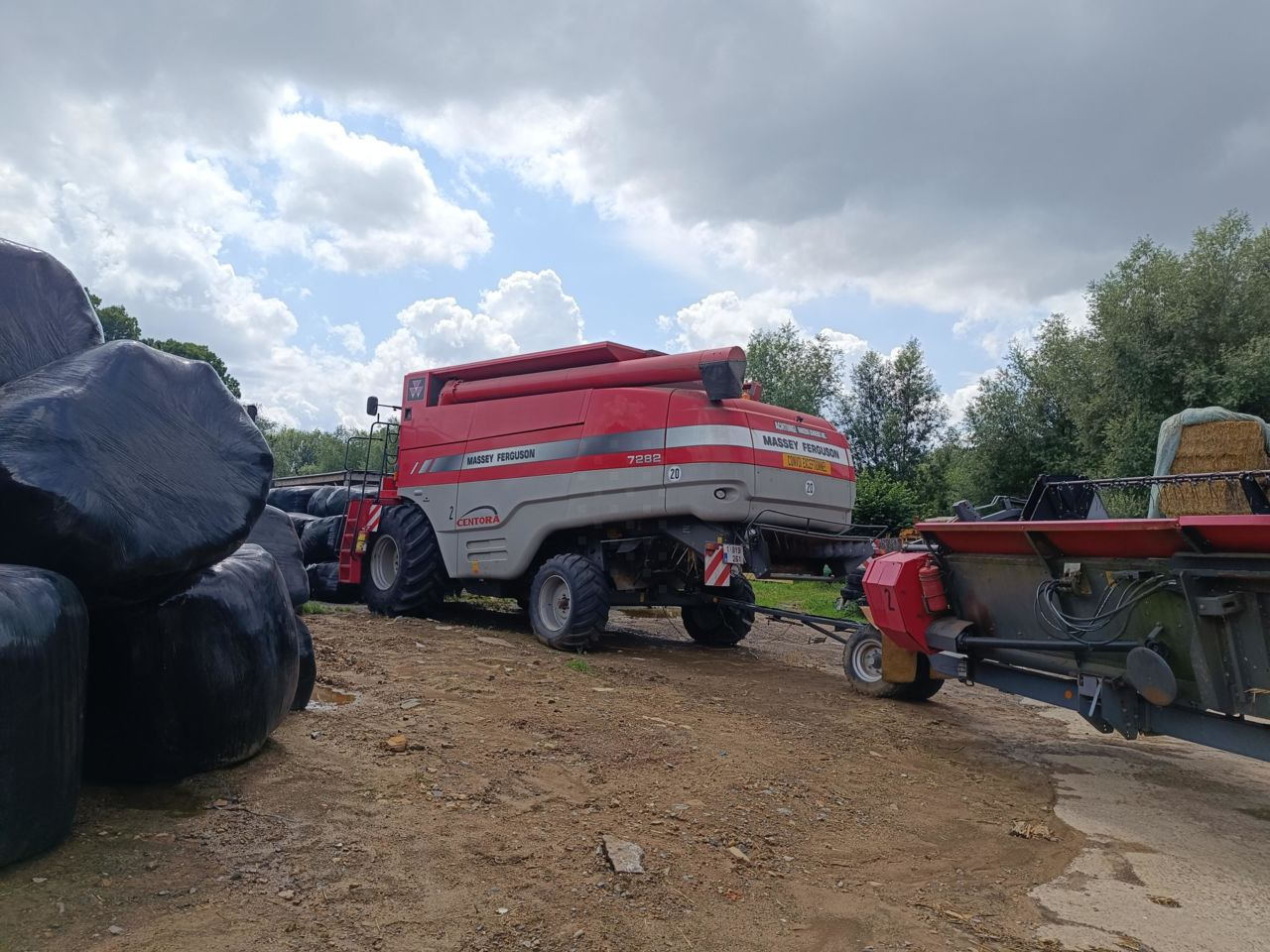 Massey Ferguson 7282 CENTORA - Moissonneuse-batteuse: photos 2 Massey Ferguson 7282 CENTORA - Moissonneuse-batteuse: photos 2