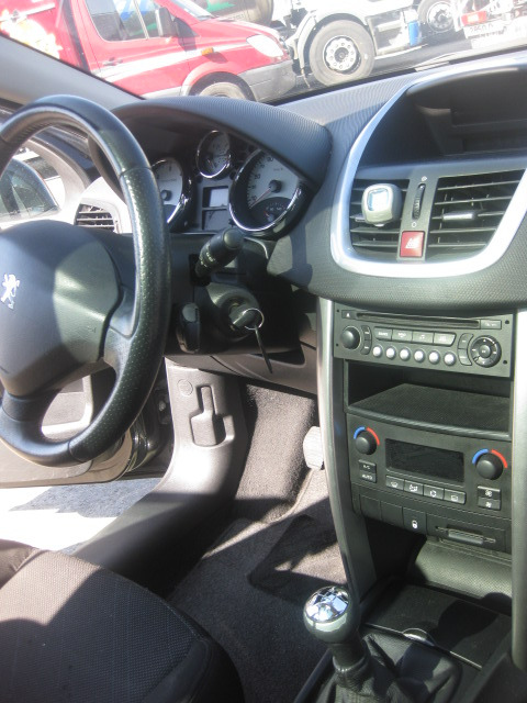 PEUGEOT 207 SW - Voiture: photos 5 PEUGEOT 207 SW - Voiture: photos 5