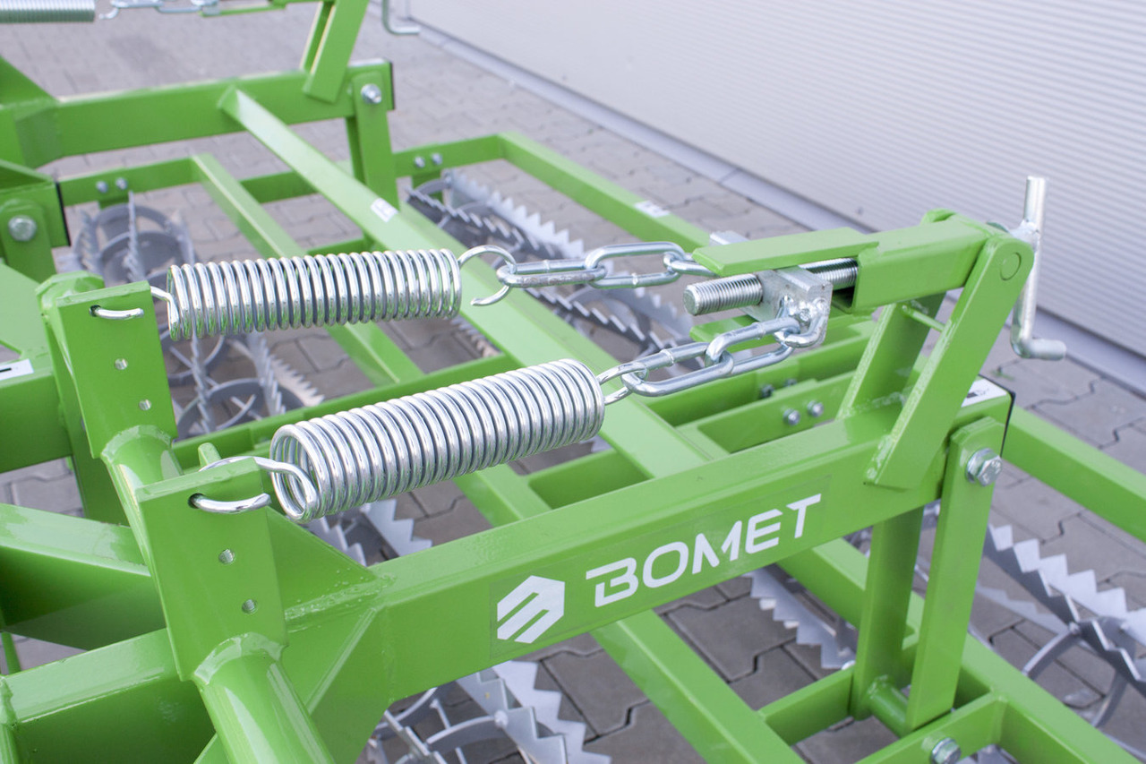 BOMET Wały strunowe podwójne z dociskiem sprężynowym 2,8 m / Doppelte Krümelwalzen mit Federspanneisen / Double string rollers with spring pressure2,8m / Двухрядные струнные катки с пружинным прижиманием 2, - Rouleau agricole: photos 5 BOMET Wały strunowe podwójne z dociskiem sprężynowym 2,8 m / Doppelte Krümelwalzen mit Federspanneisen / Double string rollers with spring pressure2,8m / Двухрядные струнные катки с пружинным прижиманием 2, - Rouleau agricole: photos 5