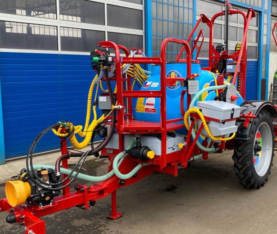 Biardzki Opryskiwacz przyczepiany 1200l/18 / Anhängespritze 1200 l / 18/ Trailed sprayer 1200 /18 / l/ Прицепной опрыскиватель 1200/18 - Pulvérisateur traîné: photos 1 Biardzki Opryskiwacz przyczepiany 1200l/18 / Anhängespritze 1200 l / 18/ Trailed sprayer 1200 /18 / l/ Прицепной опрыскиватель 1200/18 - Pulvérisateur traîné: photos 1