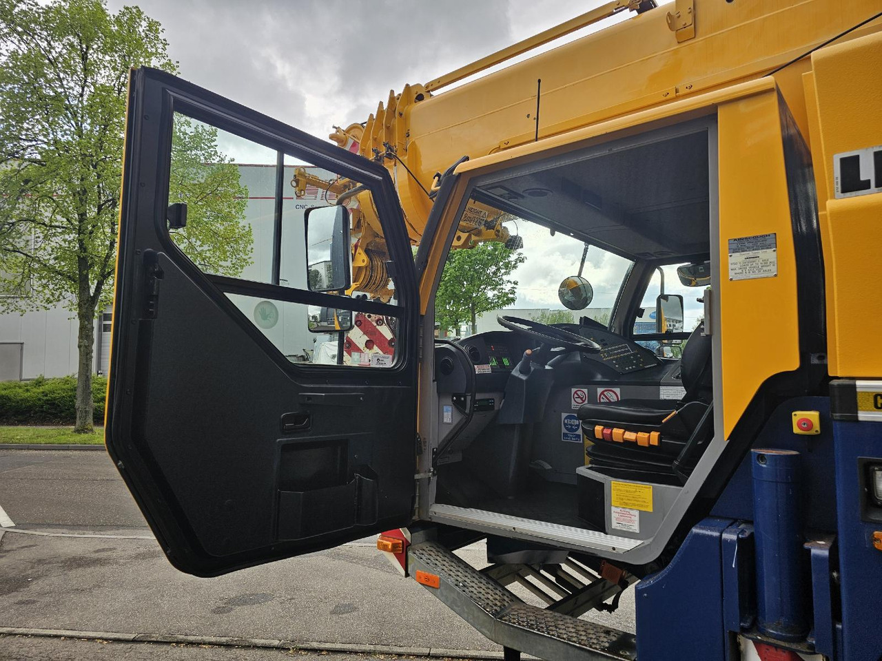 Liebherr LTM 1055-3.1 (06 - 056 016) | 6 x 6 en leasing occasion Liebherr LTM 1055-3.1 (06 - 056 016) | 6 x 6: photos 9