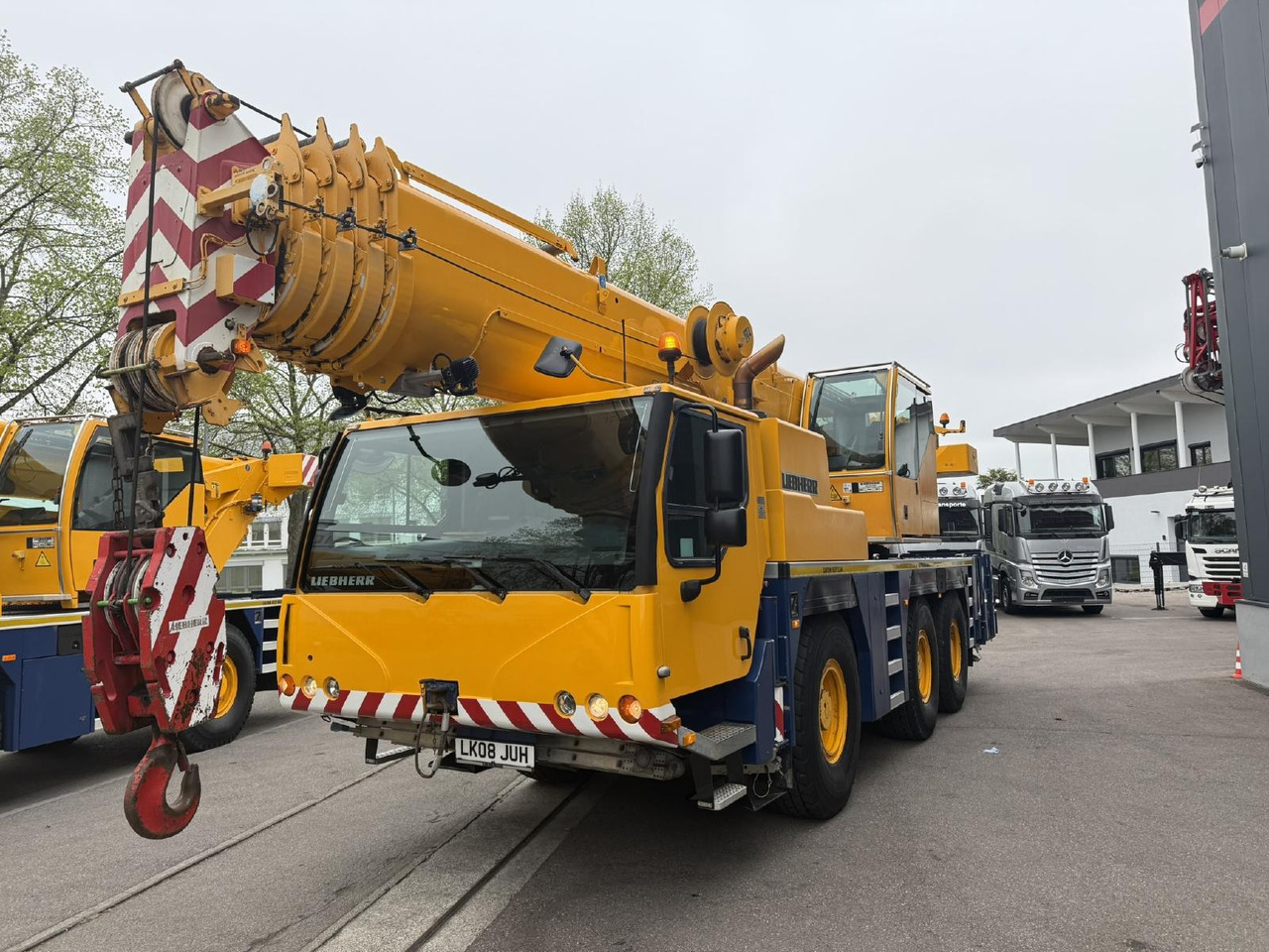 Liebherr LTM 1055-3.2 (08 - 084 745) | 6 x 6 - Grue mobile: photos 2 Liebherr LTM 1055-3.2 (08 - 084 745) | 6 x 6 - Grue mobile: photos 2