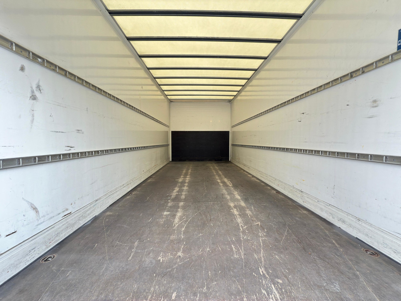 MAN 8.190 TGL E6 (VAN) en leasing occasion MAN 8.190 TGL E6 (VAN): photos 10 MAN 8.190 TGL E6 (VAN) en leasing occasion MAN 8.190 TGL E6 (VAN): photos 10