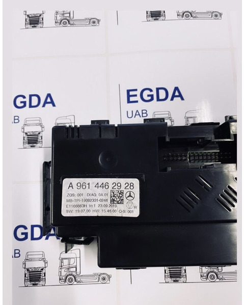 Mercedes-Benz ACTROS 6 (11) - Bloc de gestion: photos 4 Mercedes-Benz ACTROS 6 (11) - Bloc de gestion: photos 4