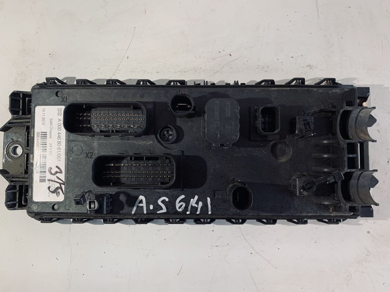 Mercedes-Benz ACTROS - Bloc de gestion: photos 3 Mercedes-Benz ACTROS - Bloc de gestion: photos 3