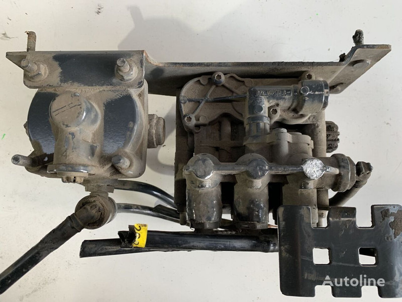 Mercedes-Benz ACTROS - Valve: photos 2 Mercedes-Benz ACTROS - Valve: photos 2