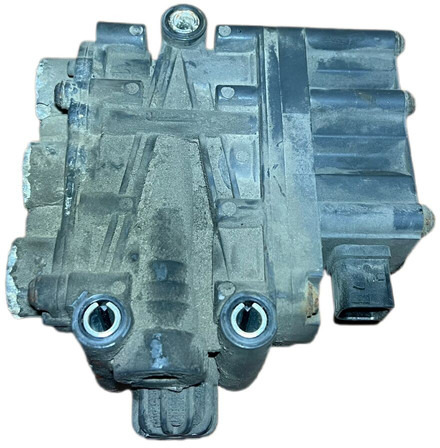 Mercedes-Benz ACTROS - Valve: photos 4 Mercedes-Benz ACTROS - Valve: photos 4