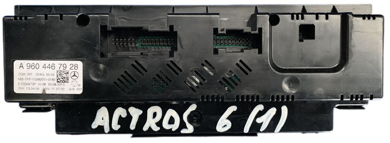 Mercedes-Benz ACTROS MP4 Euro 6 - Pièce de climatisation: photos 2 Mercedes-Benz ACTROS MP4 Euro 6 - Pièce de climatisation: photos 2