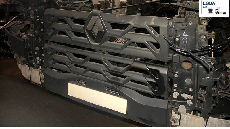 Renault - Pare-chocs: photos 1 Renault - Pare-chocs: photos 1