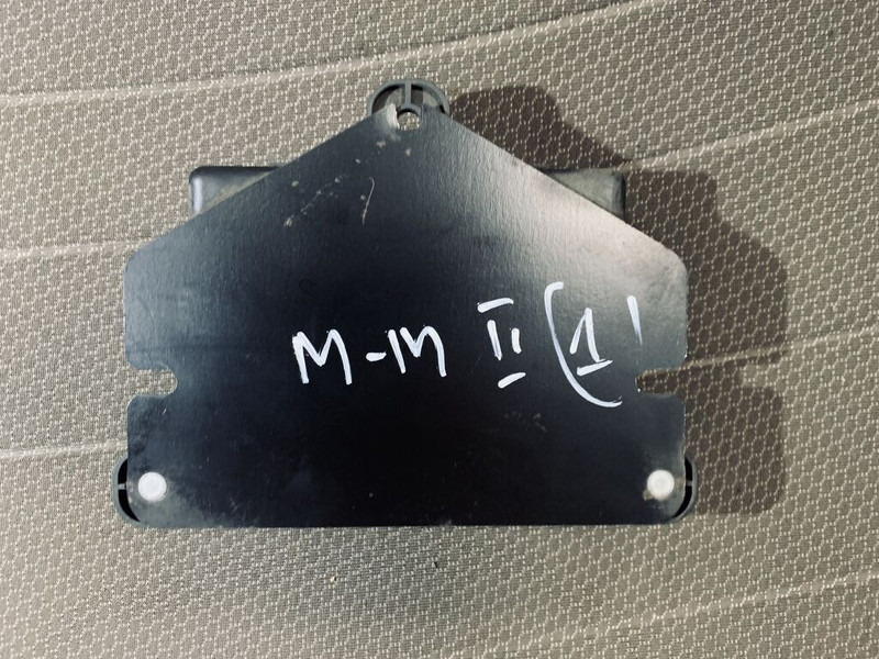 Renault PREMIUM - Bloc de gestion: photos 5 Renault PREMIUM - Bloc de gestion: photos 5