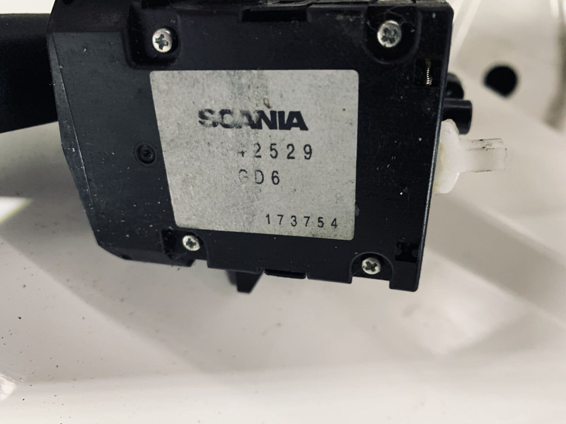 Scania 124 - Relais: photos 2 Scania 124 - Relais: photos 2