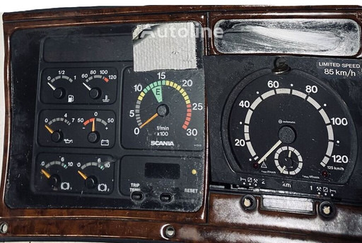 Scania 164 - Panel de instrumentos: photos 1 Scania 164 - Panel de instrumentos: photos 1