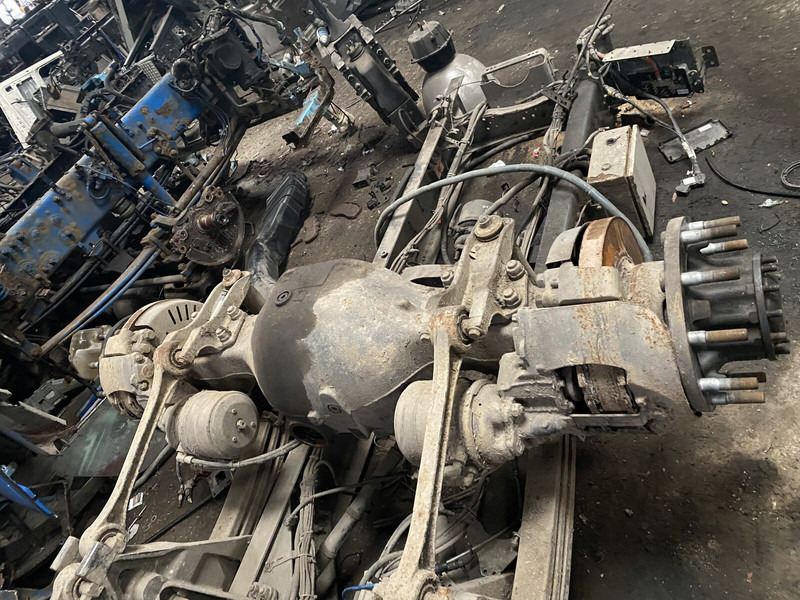 Volvo 2017 - Essieu arrière: photos 4 Volvo 2017 - Essieu arrière: photos 4