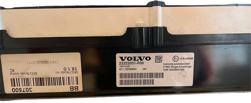 Volvo 22222031 - Panel de instrumentos: photos 4 Volvo 22222031 - Panel de instrumentos: photos 4