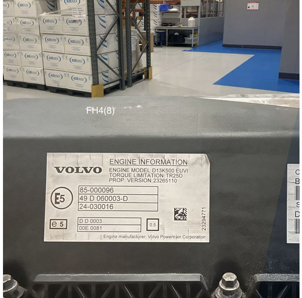 Volvo D13K500 EUVI - Moteur: photos 4 Volvo D13K500 EUVI - Moteur: photos 4