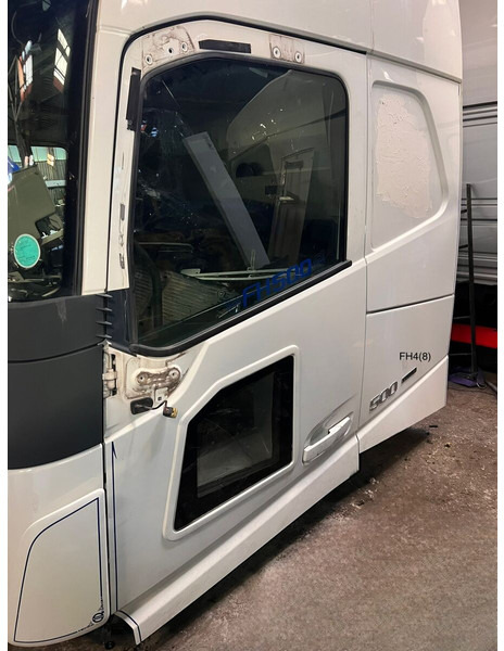 Volvo FH Left side doors - Portière et pièces: photos 1 Volvo FH Left side doors - Portière et pièces: photos 1