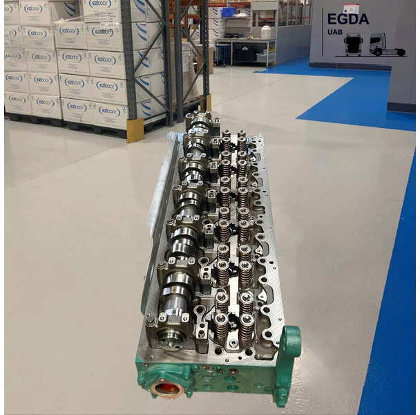 Volvo FH5/Aero - Arbre à cames: photos 1 Volvo FH5/Aero - Arbre à cames: photos 1