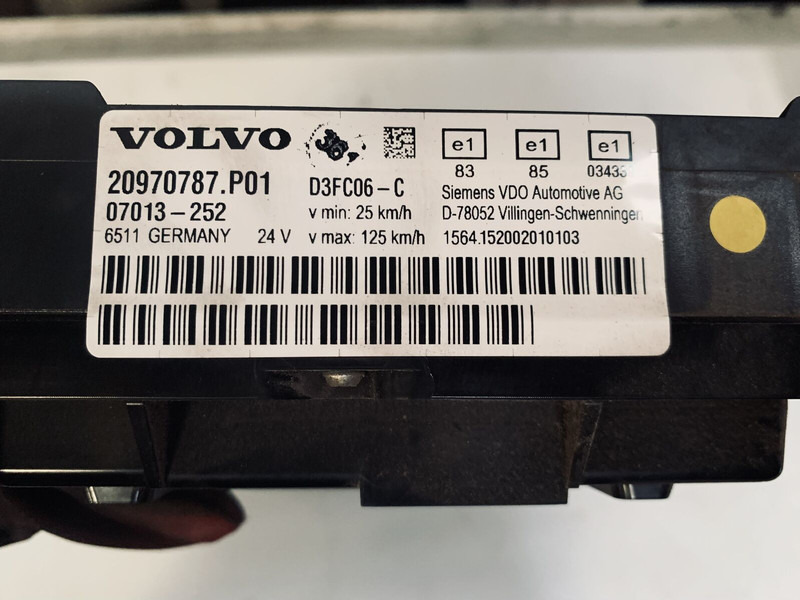 Volvo FL 280 - Panel de instrumentos: photos 3 Volvo FL 280 - Panel de instrumentos: photos 3