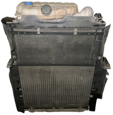 Volvo  - Radiateur: photos 2 Volvo  - Radiateur: photos 2