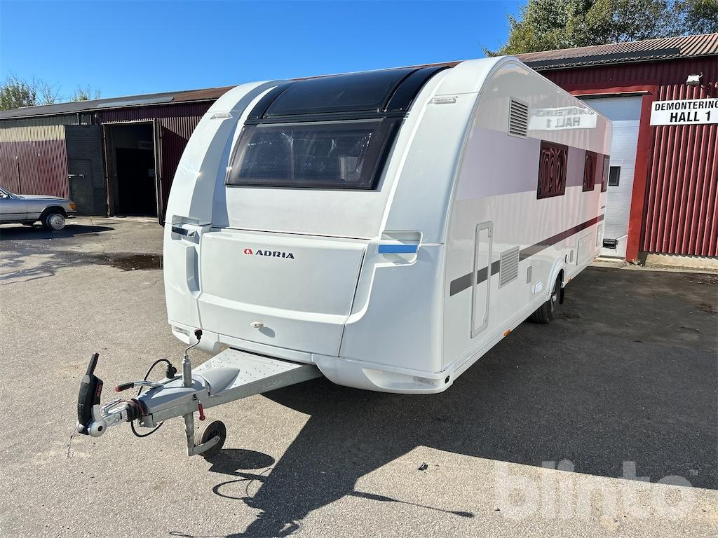 ADRIA Alpina 663HT - Caravane: photos 1 ADRIA Alpina 663HT - Caravane: photos 1