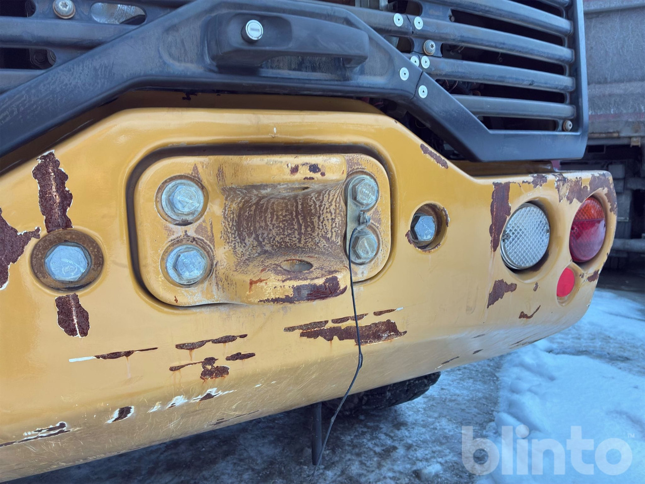 Chargeuse sur pneus CAT 908M: photos 36 Chargeuse sur pneus CAT 908M: photos 36