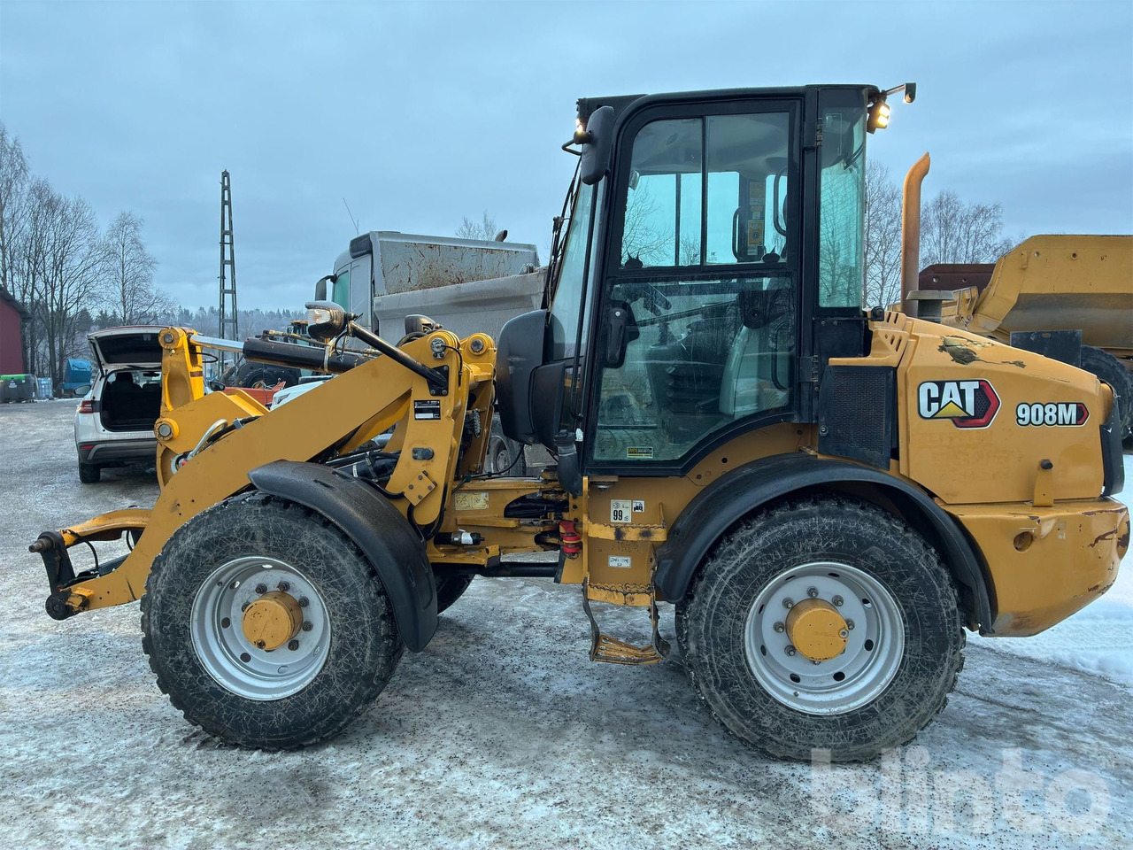 Chargeuse sur pneus CAT 908M: photos 8 Chargeuse sur pneus CAT 908M: photos 8