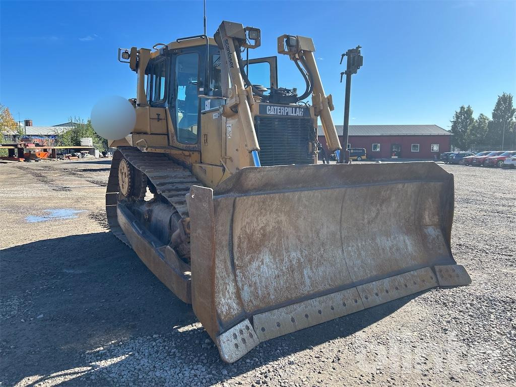 Caterpillar D6R XL Series II - Bulldozer: photos 3 Caterpillar D6R XL Series II - Bulldozer: photos 3