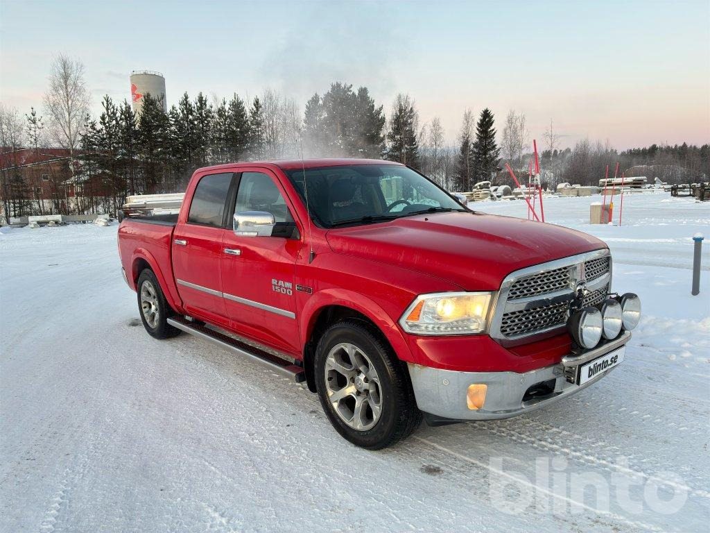 DODGE RAM 1500 - Pick-up: photos 3 DODGE RAM 1500 - Pick-up: photos 3