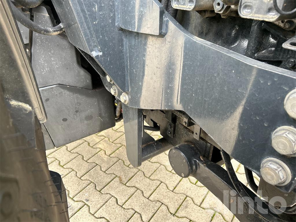 Tracteur agricole Deutz-Fahr 6165: photos 25