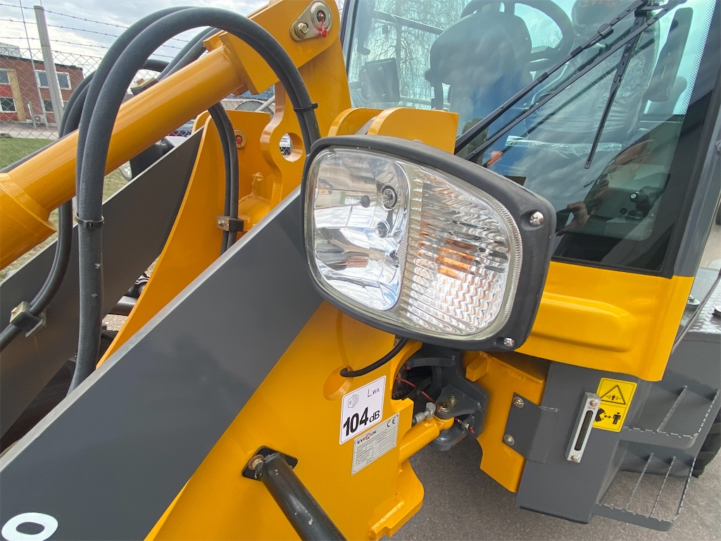 Chargeuse sur pneus Everun ER412 PRO: photos 22 Chargeuse sur pneus Everun ER412 PRO: photos 22