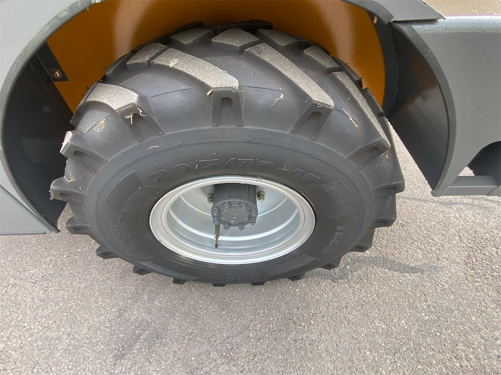 Chargeuse sur pneus Everun ER412 PRO: photos 24 Chargeuse sur pneus Everun ER412 PRO: photos 24