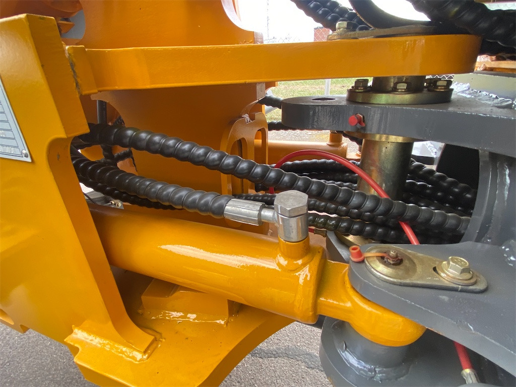 Chargeuse sur pneus Everun ER412 PRO: photos 19 Chargeuse sur pneus Everun ER412 PRO: photos 19