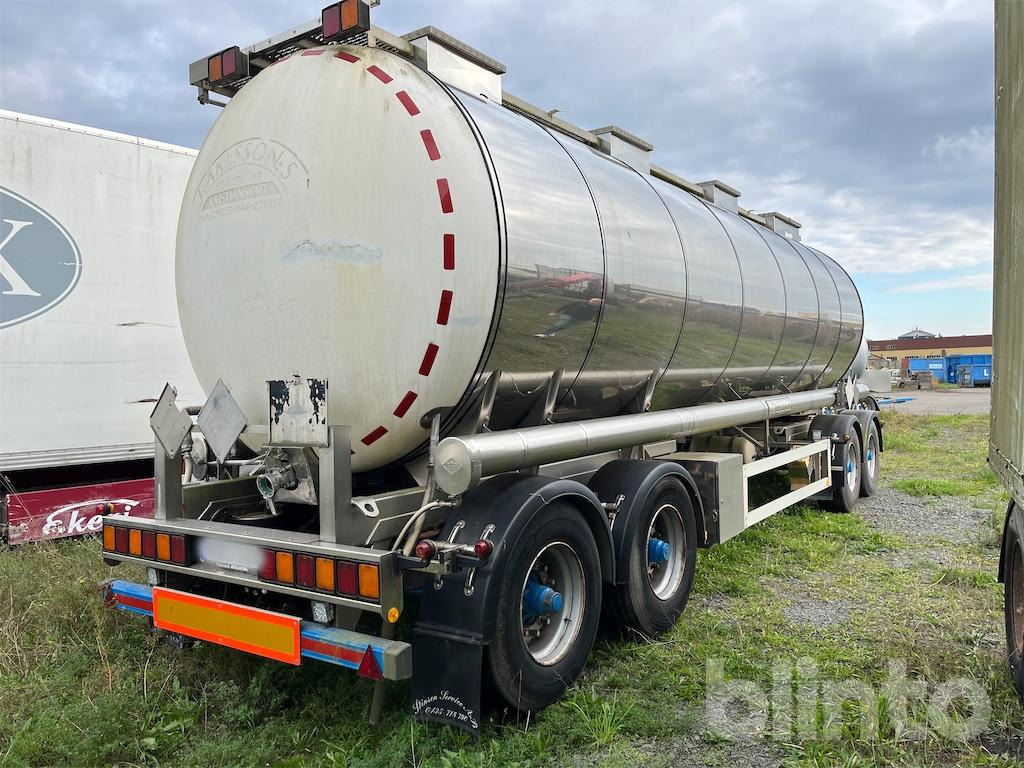 FELDBINDER TANH 30.4-1 - Remorque citerne: photos 4 FELDBINDER TANH 30.4-1 - Remorque citerne: photos 4