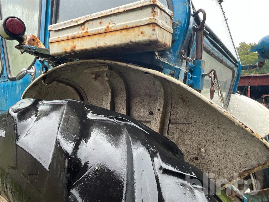 Tracteur agricole FORD 3000: photos 16