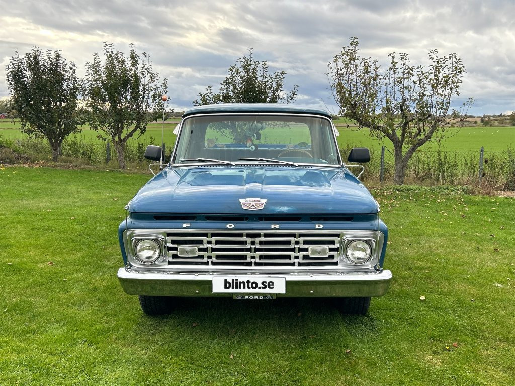 FORD PICKUP - Voiture: photos 2 FORD PICKUP - Voiture: photos 2