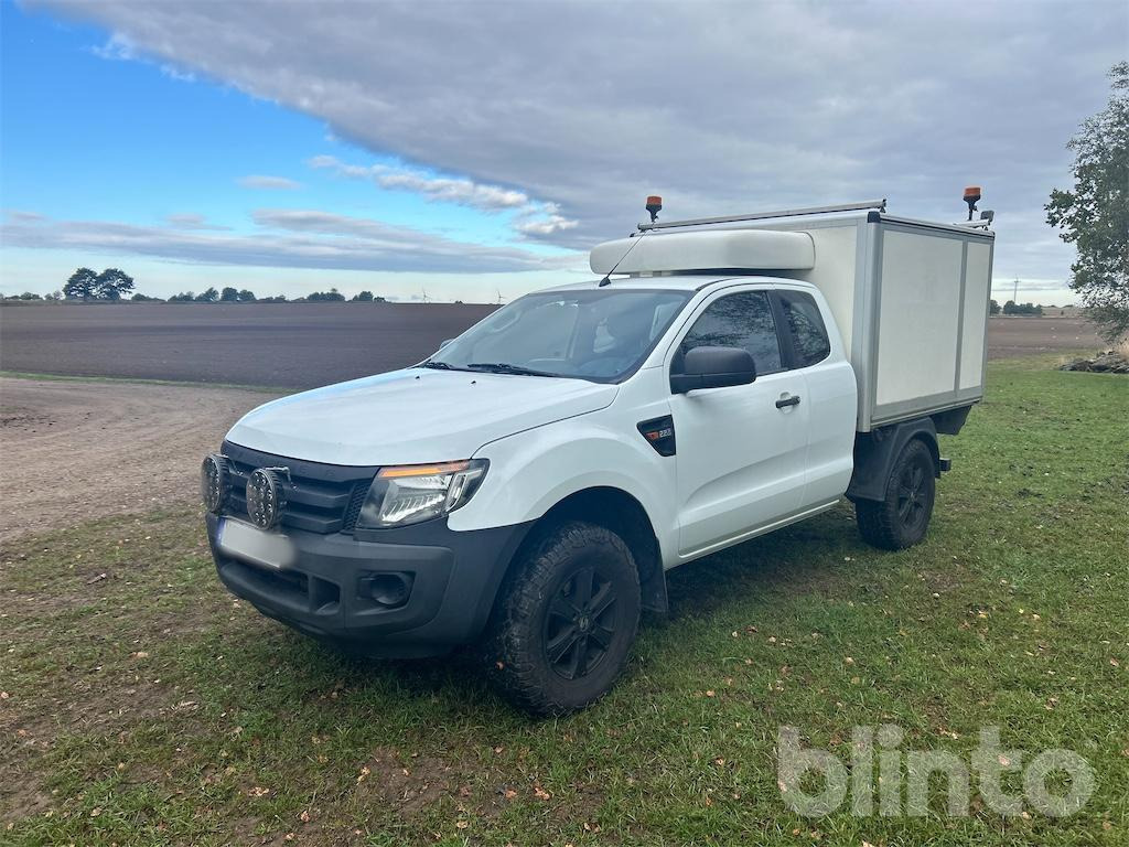 FORD Ranger - Fourgon grand volume: photos 2 FORD Ranger - Fourgon grand volume: photos 2
