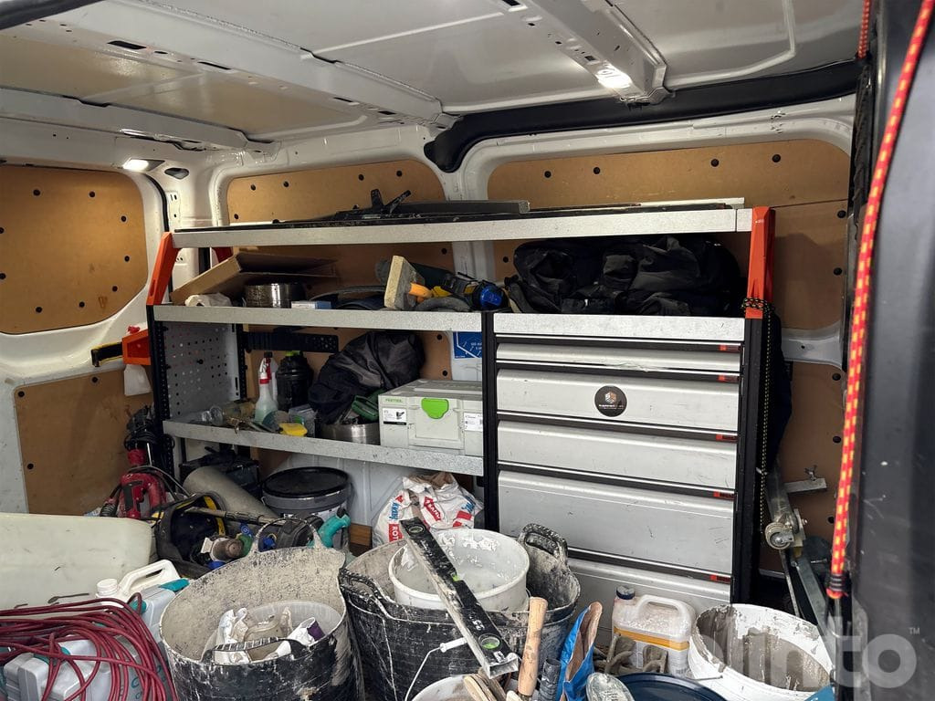 Fourgon utilitaire FORD Transit Custom: photos 24