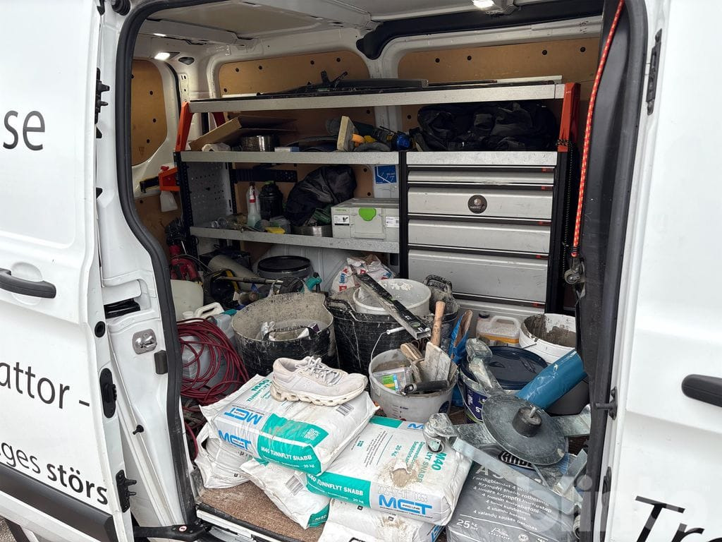 Fourgon utilitaire FORD Transit Custom: photos 23