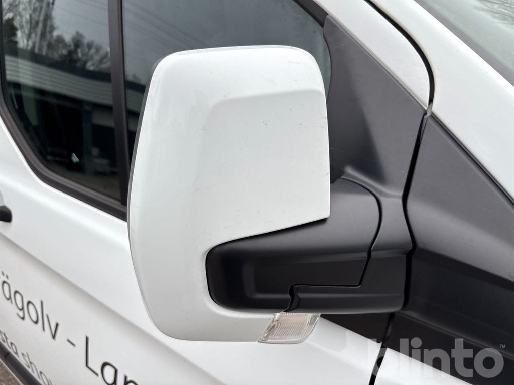 Fourgon utilitaire FORD Transit Custom: photos 21