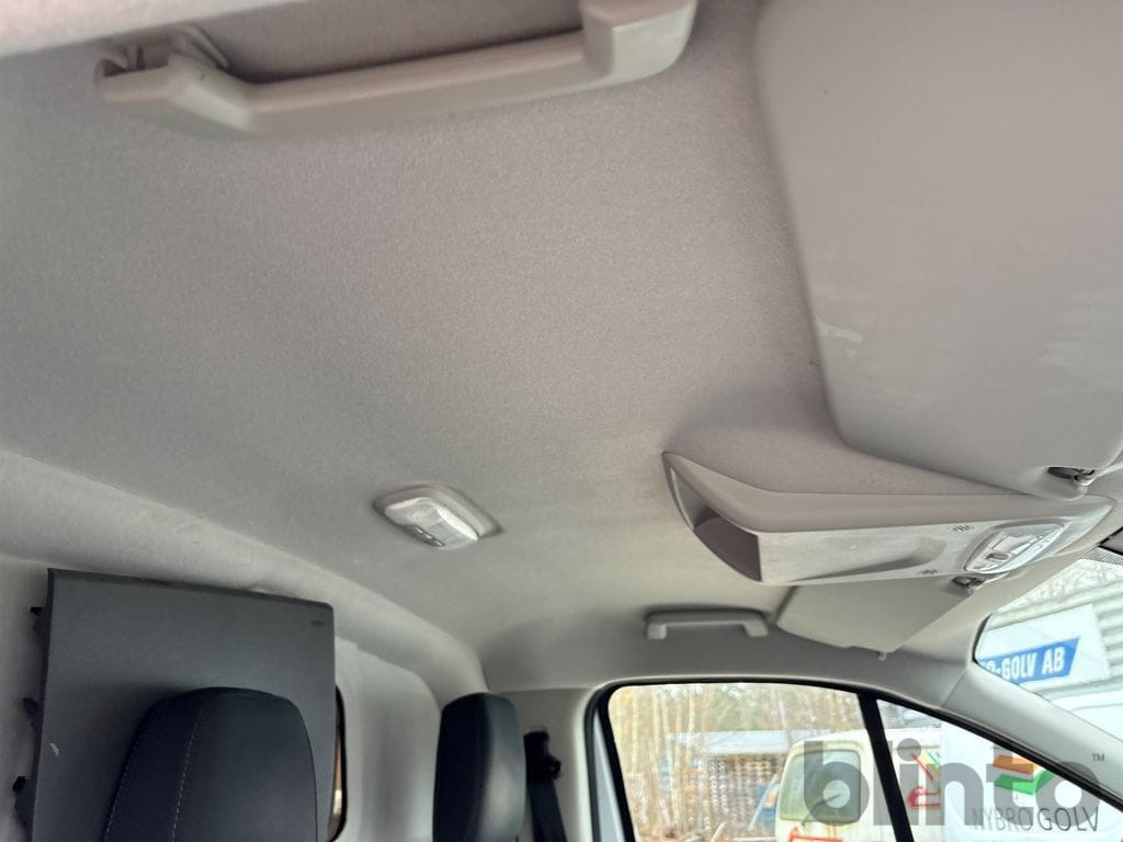 Fourgon utilitaire FORD Transit Custom: photos 32