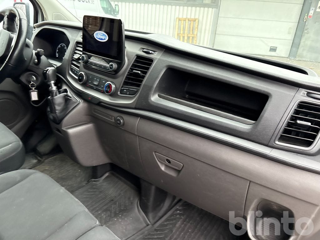 Fourgon utilitaire FORD Transit Custom: photos 28