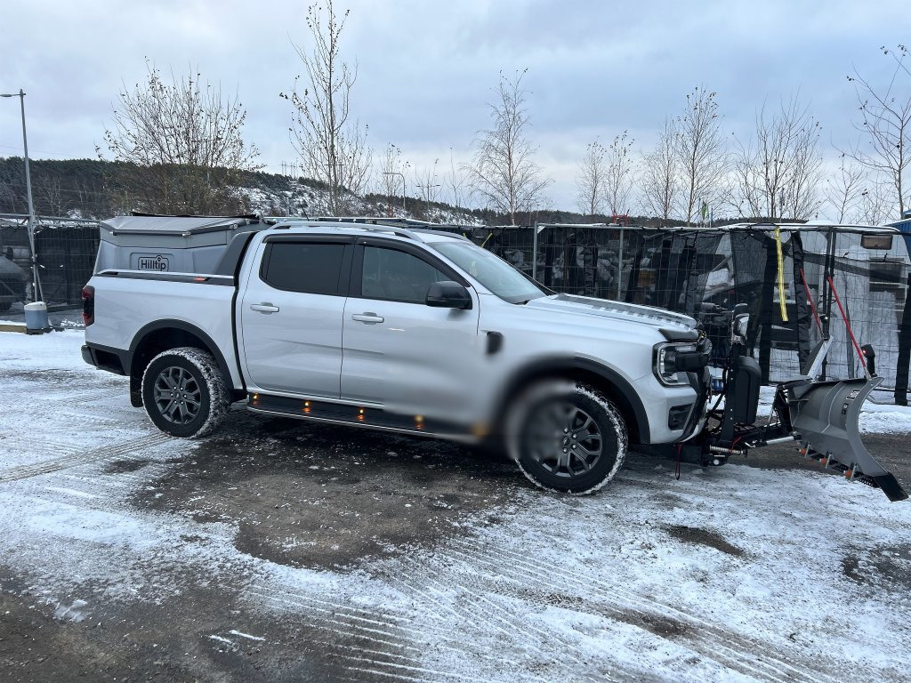 Ford Ranger med Plog och Spridare - Pick-up: photos 2 Ford Ranger med Plog och Spridare - Pick-up: photos 2