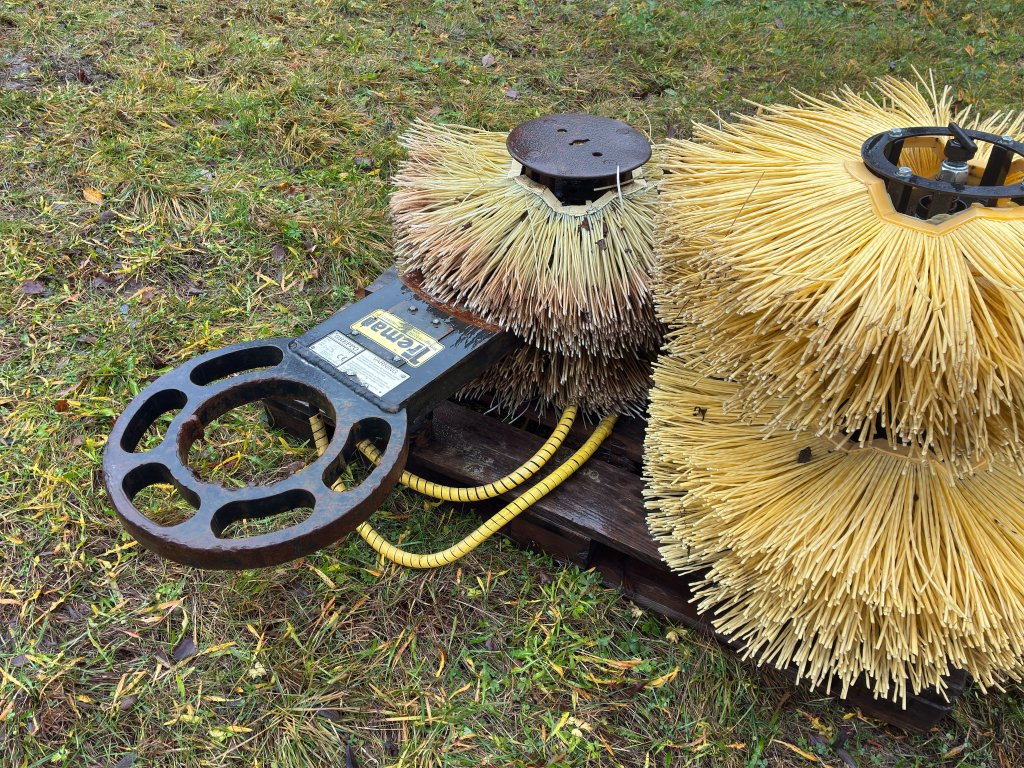 Greppo 515 - Brosse: photos 5 Greppo 515 - Brosse: photos 5