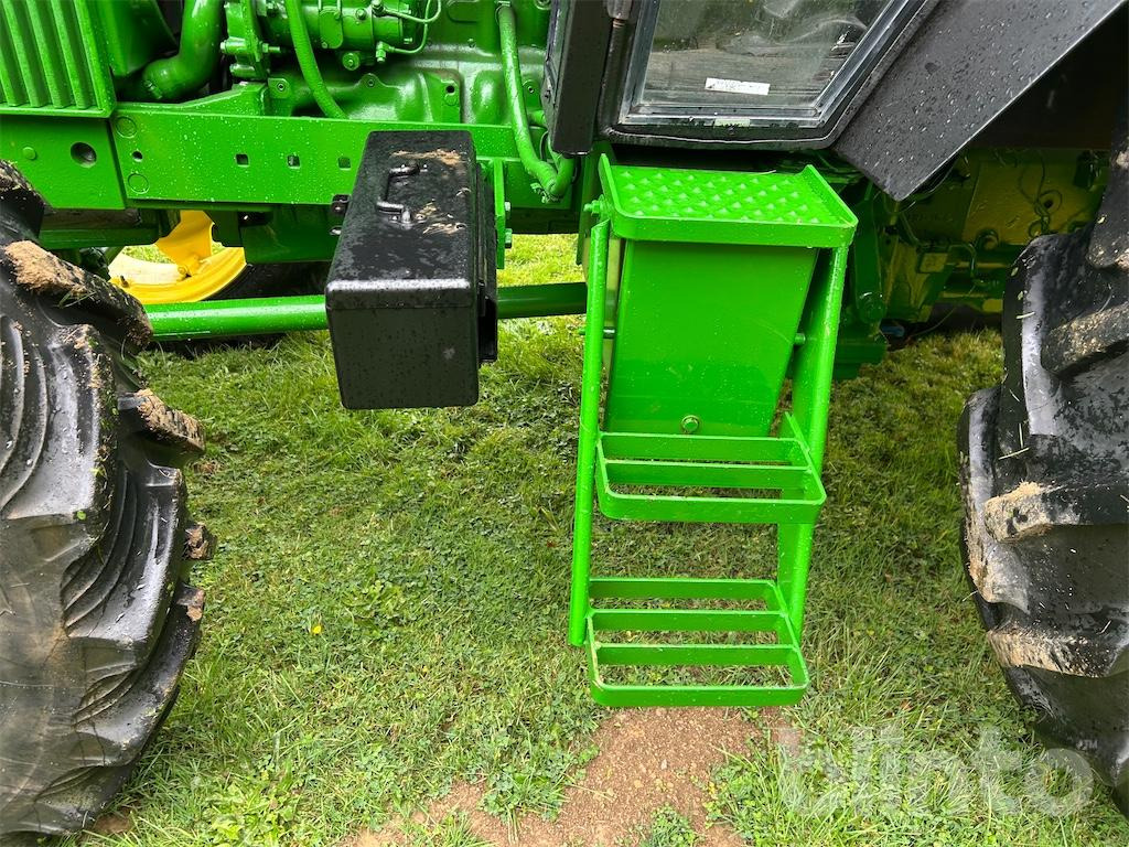 Tracteur agricole John Deere 2140: photos 30