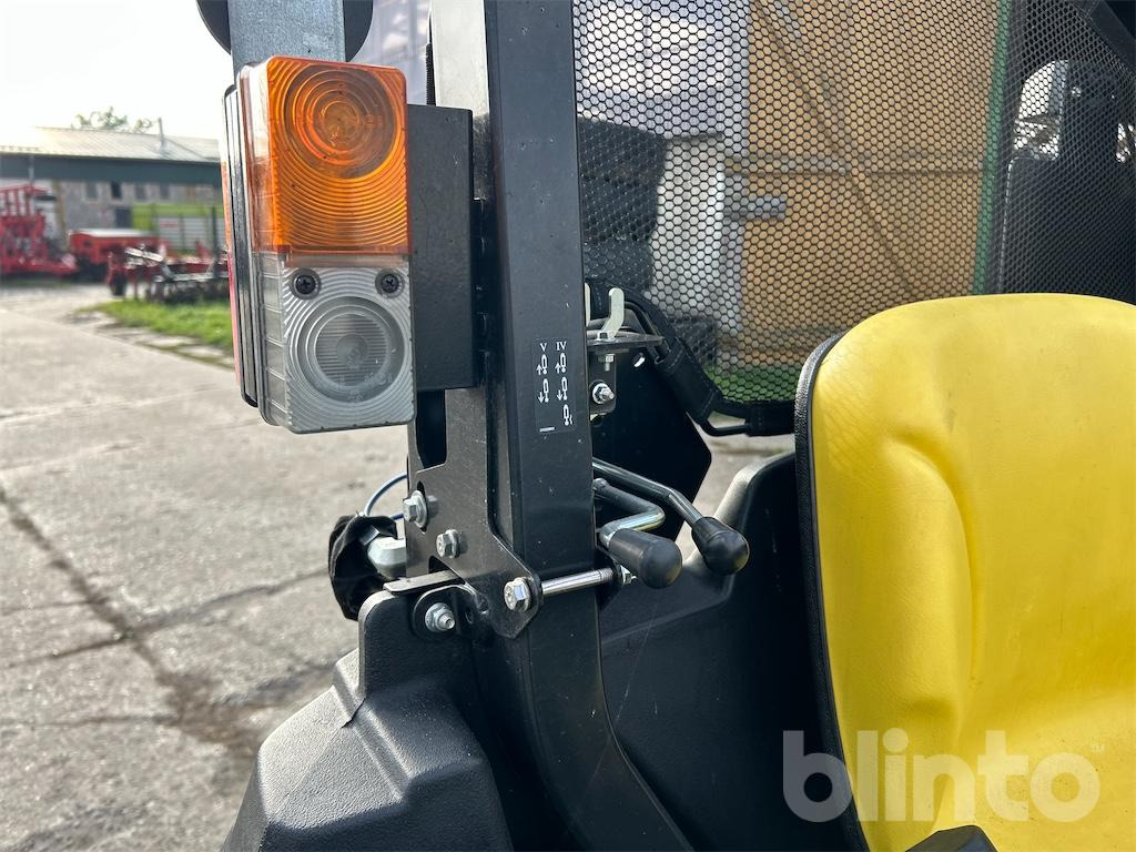 Tracteur agricole John Deere 3038E (Neufahrzeug, Bj. 2025): photos 20